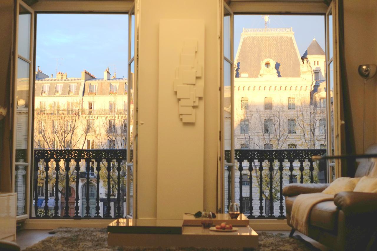 Two Bedroom Luxury Apartment - Balcony With View Of Notre Dame París Exterior foto